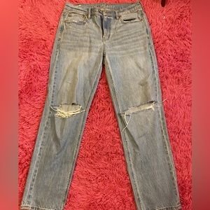 SIZE 10 , straight leg jeans AE